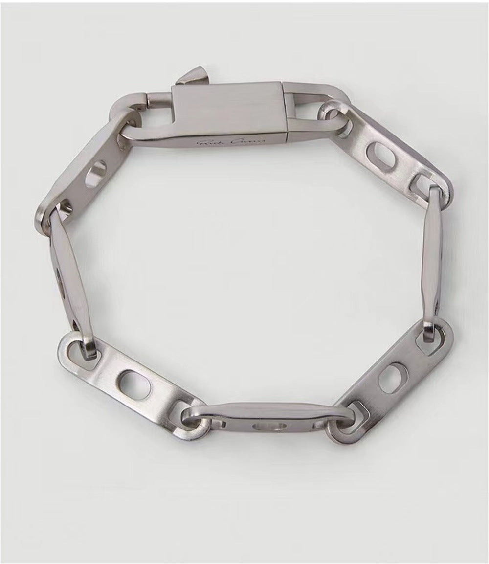 Fashion Twist Lock Stitching Bracelet